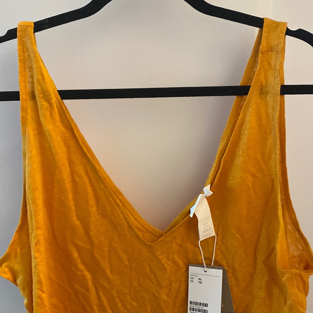 H&M tank